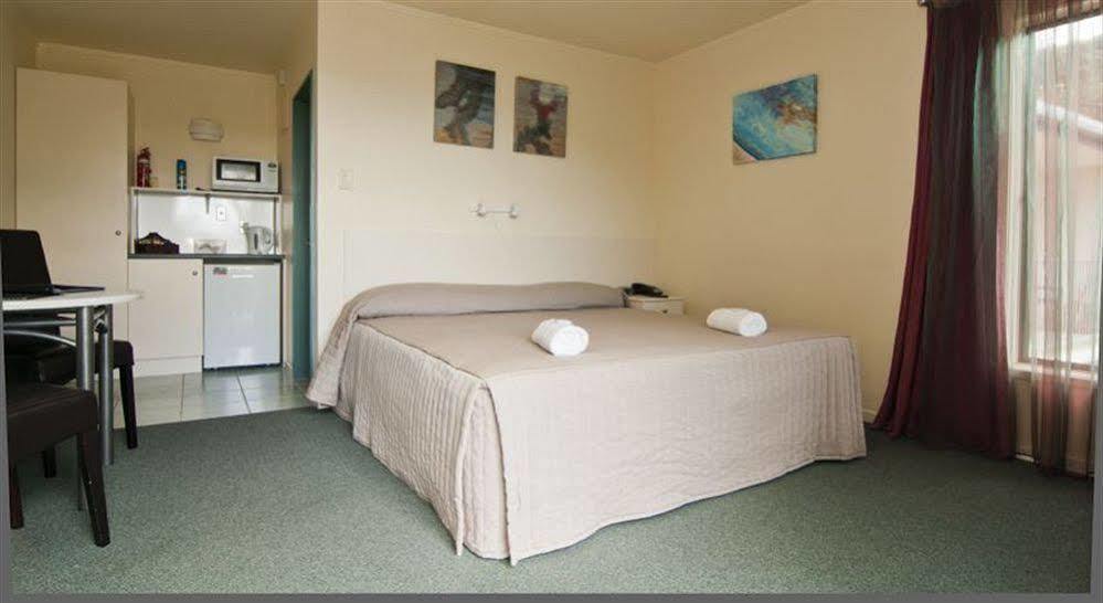 Te Tiriti Motel Paihia Eksteriør bilde